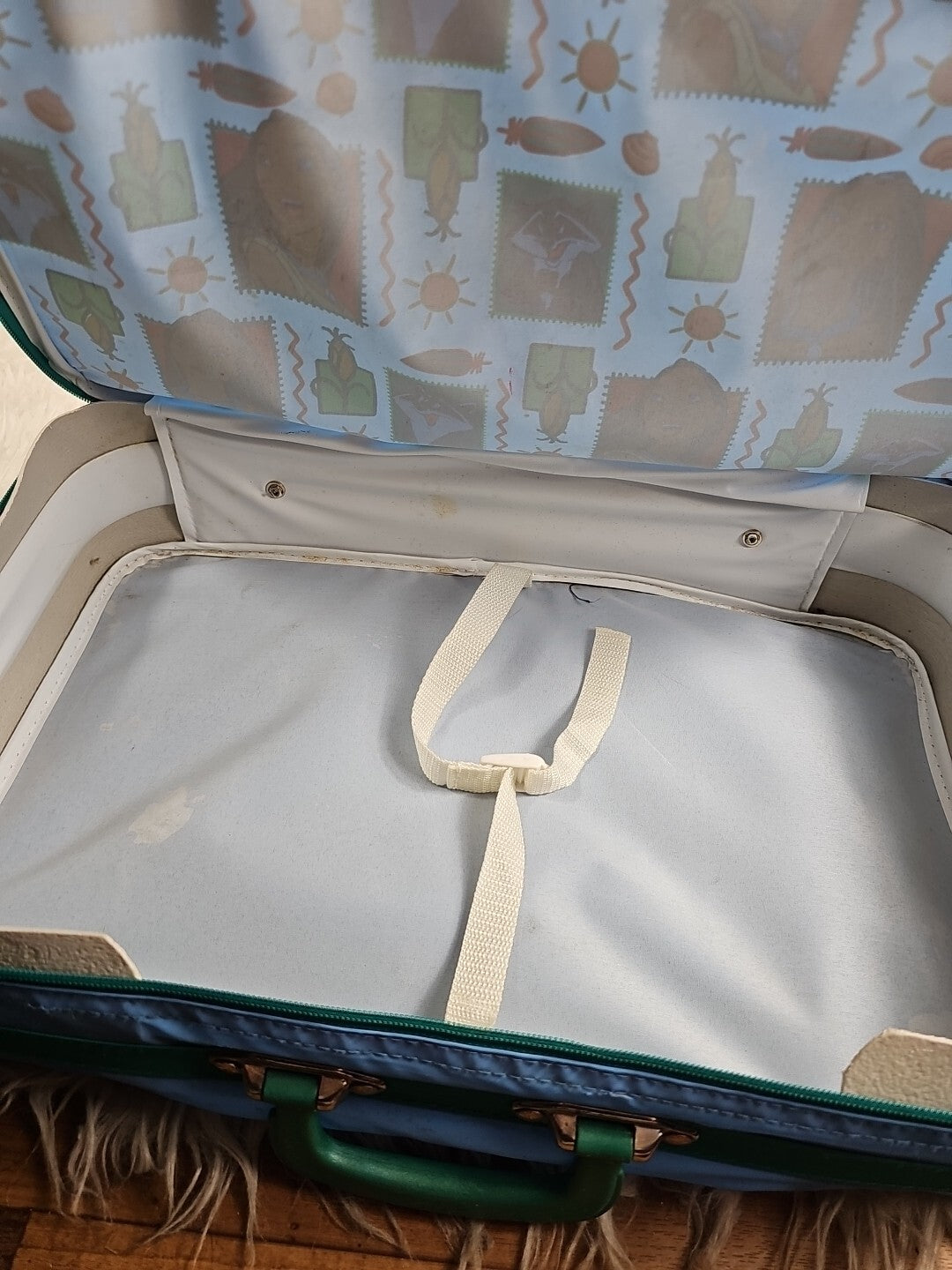 1990s - Disney Pocahontas Bundle: Suitcase, Plush, and Working Music Box