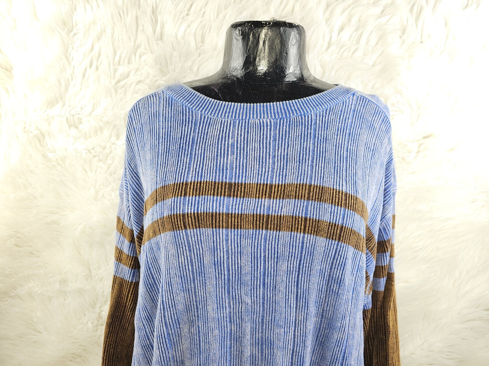 Vintage Levi Strauss California Size XL Pullover Fleece Sweater Navy USA Made