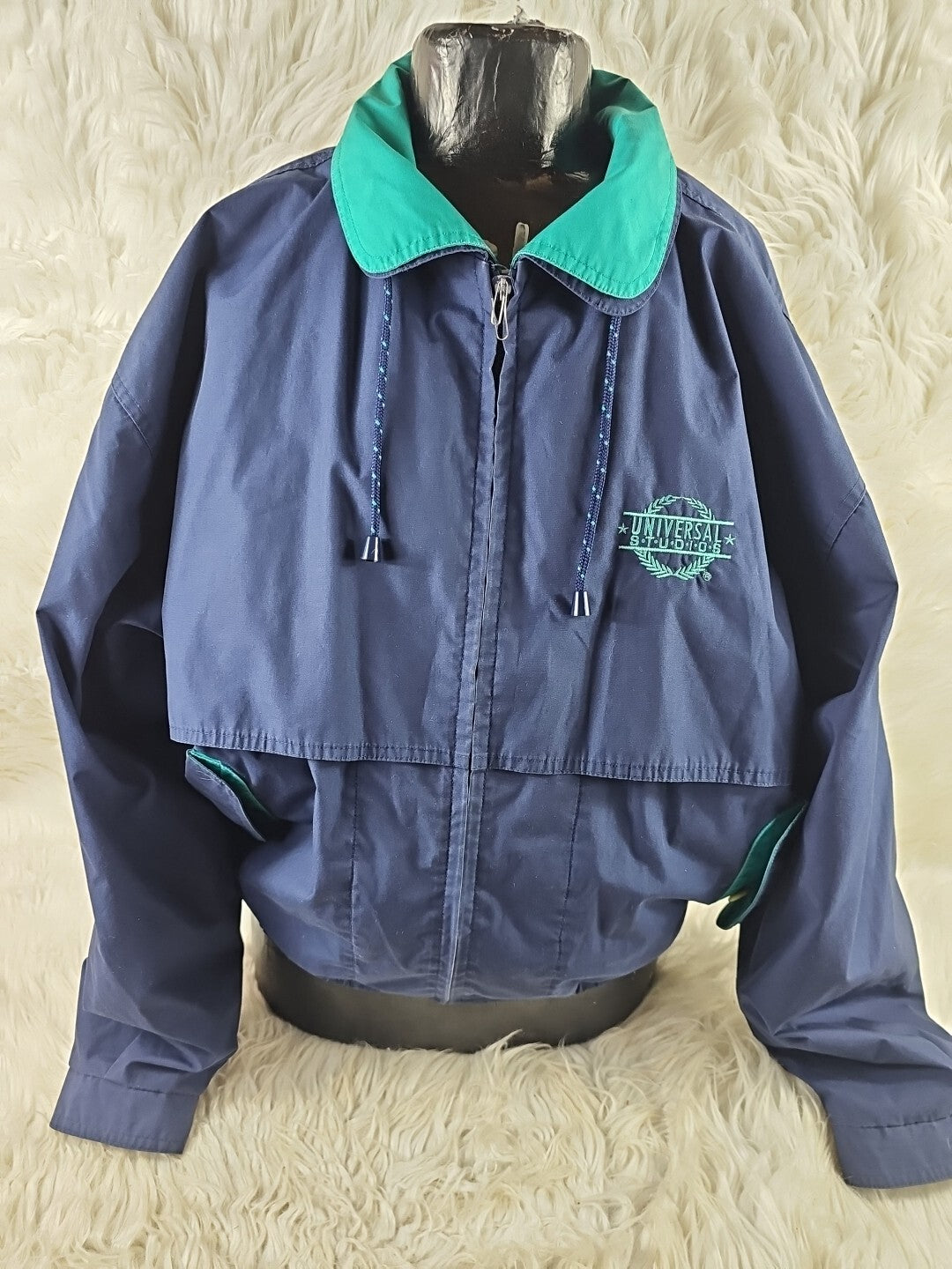 Vintage  Universal Studios Members Jacket Large - Fishing Windbreaker