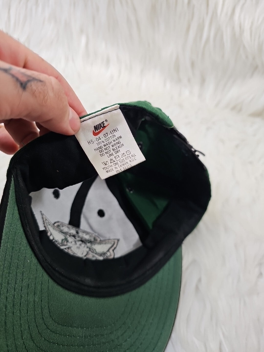 Rare Kids Vintage Nike YOUTH Snapback Hat Cap Street Ice Roller Hockey Skull