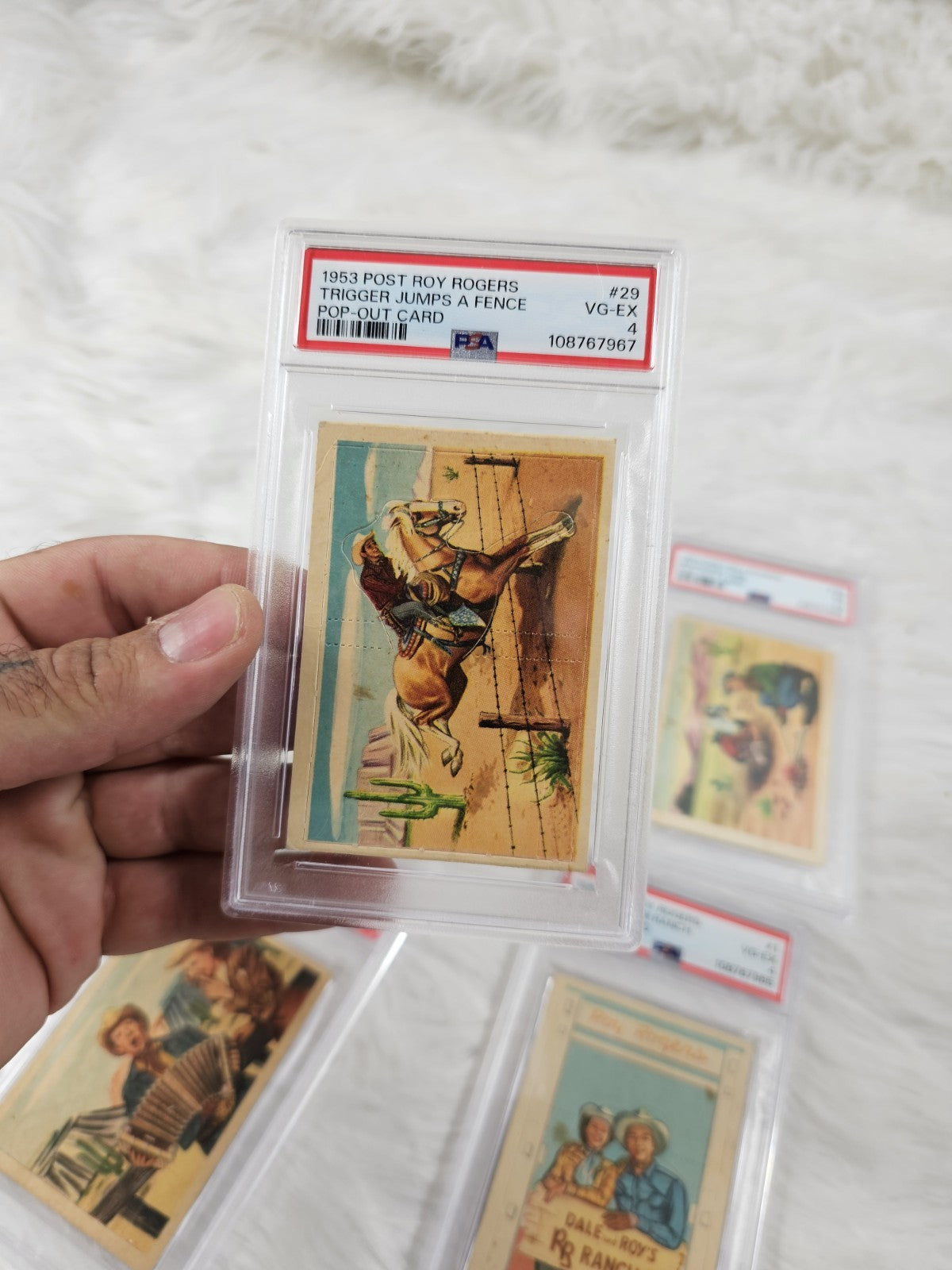 4 Vintage (PSA 1.5-5) Graded Glossy Gum Cards featuring ROY ROGERS Pop Out Cards