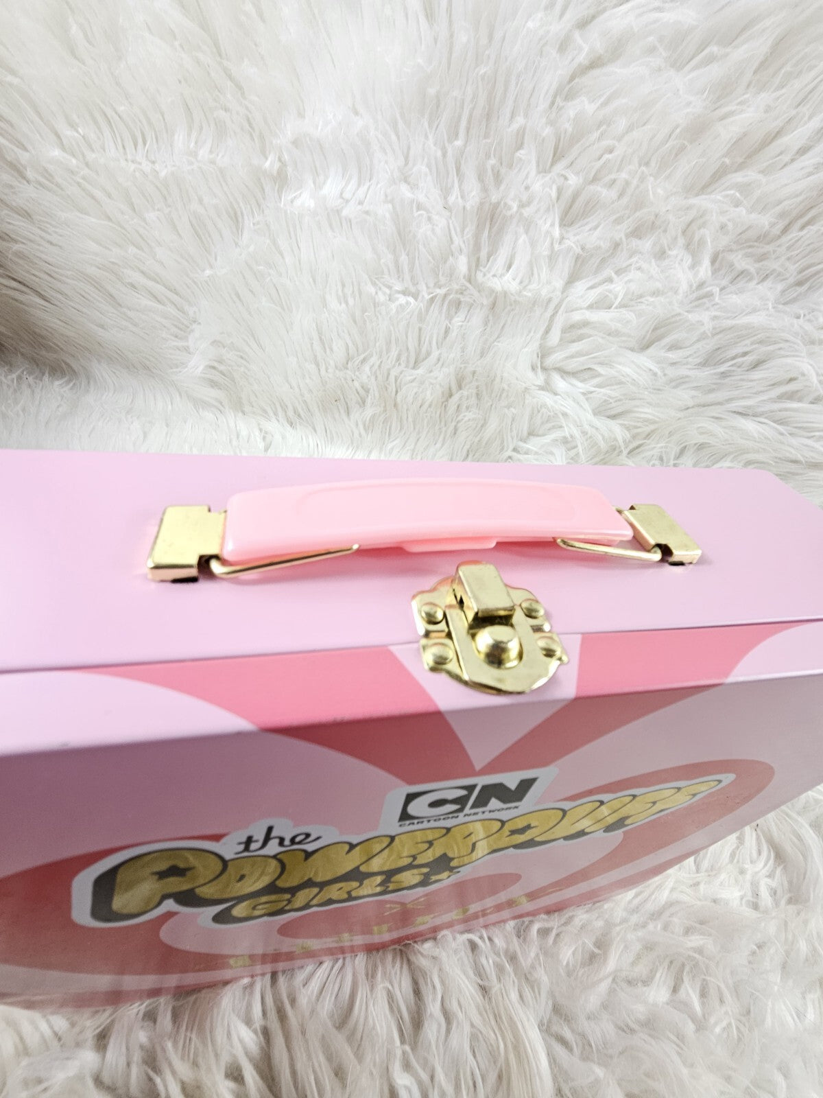 TRULY AND POWERPUFF GIRLS CARTOON NETWORK LIMITED EDITION COLLECTION TIN