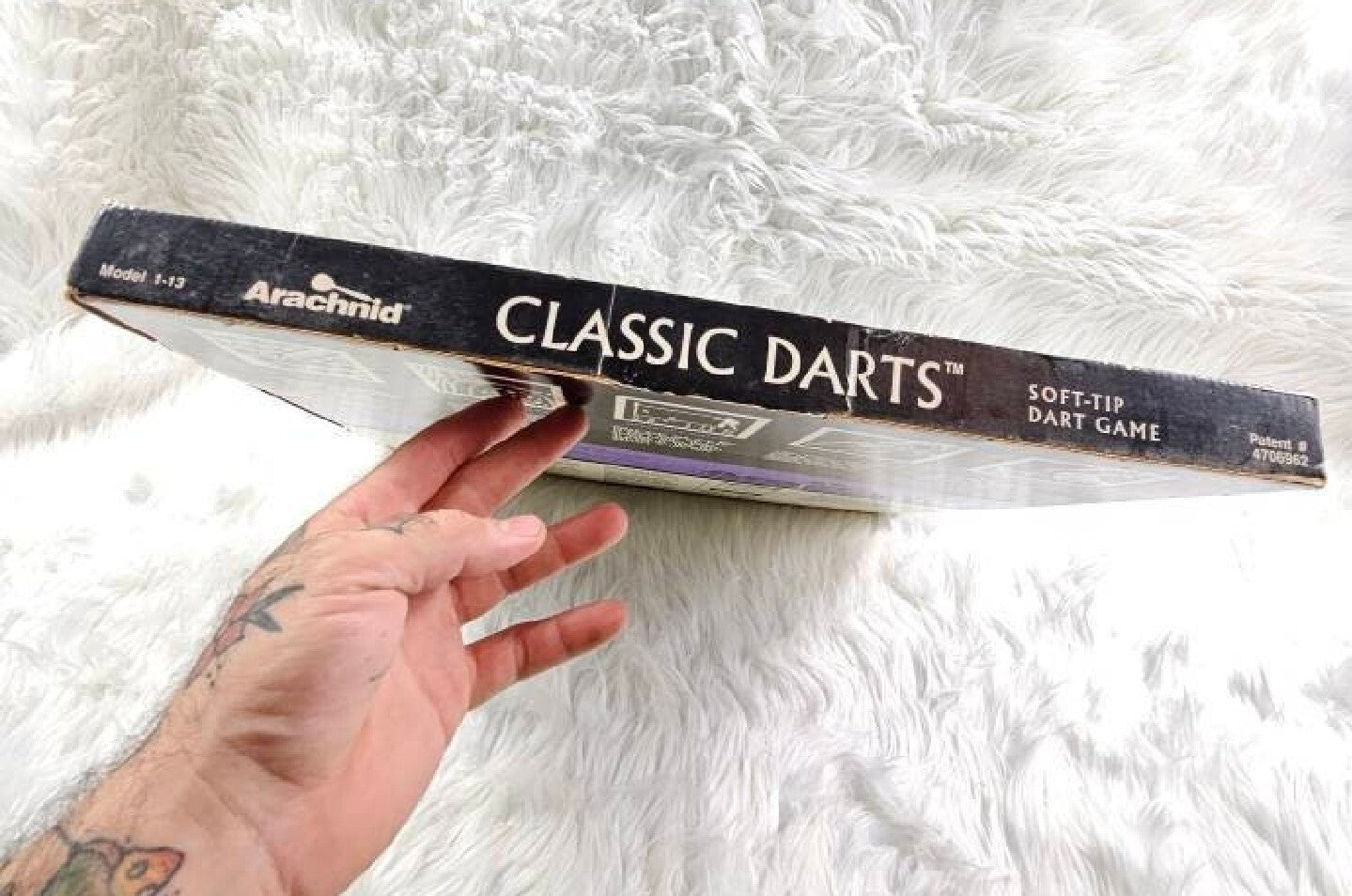 1994 - New Old Stock Arachnid Classic Dart Board 18 inch, 3 starter darts/tips