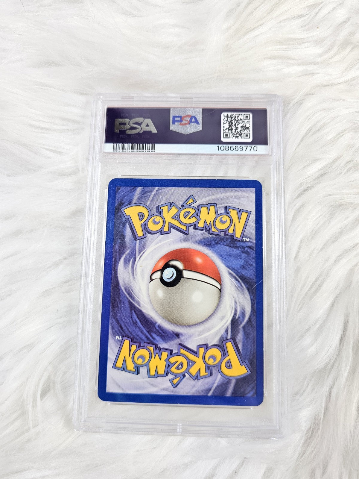 2000 Pokemon Team Rocket Dark Dragonite Non-Holo 22/130 - PSA 8