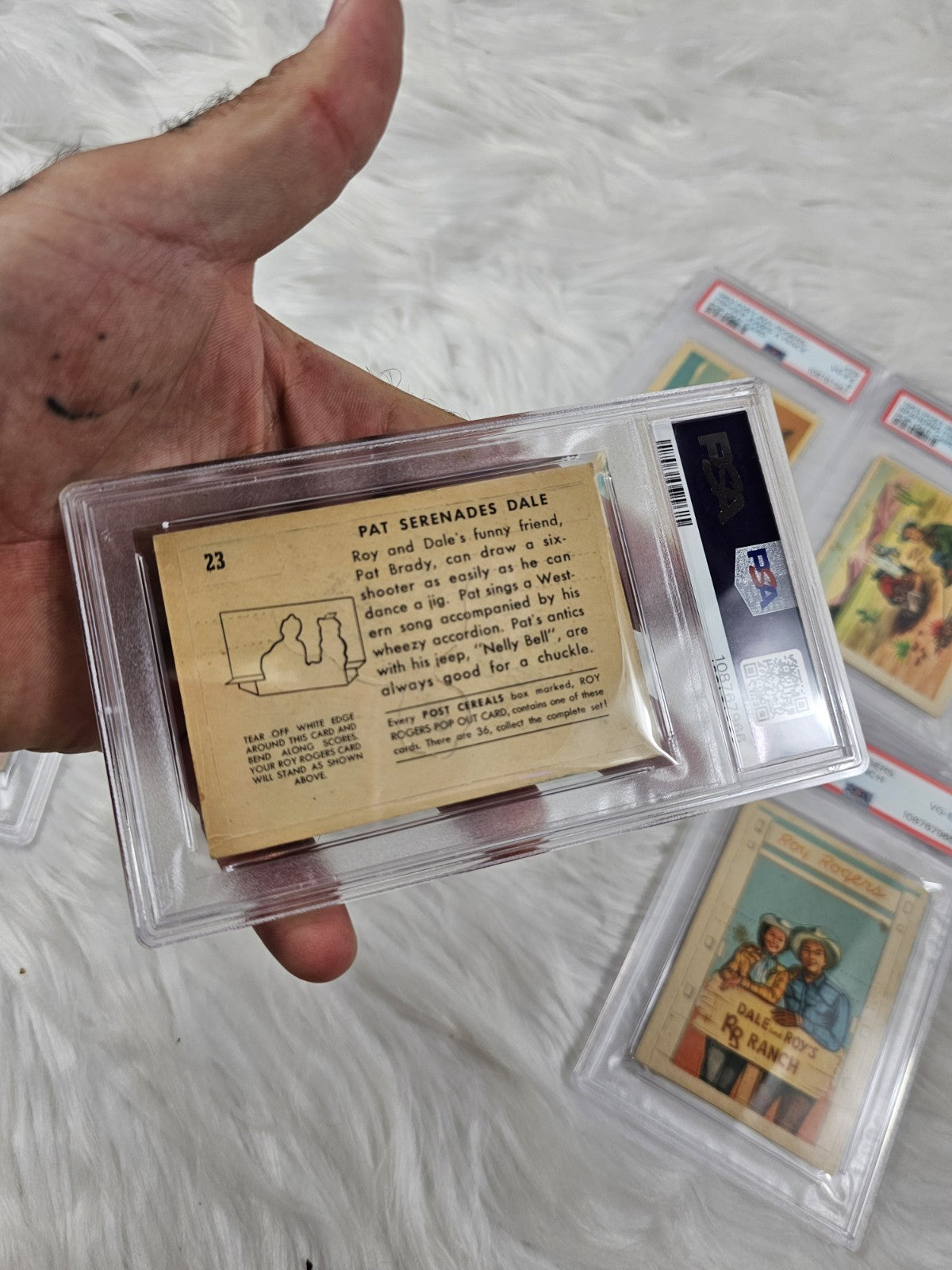 4 Vintage (PSA 1.5-5) Graded Glossy Gum Cards featuring ROY ROGERS Pop Out Cards