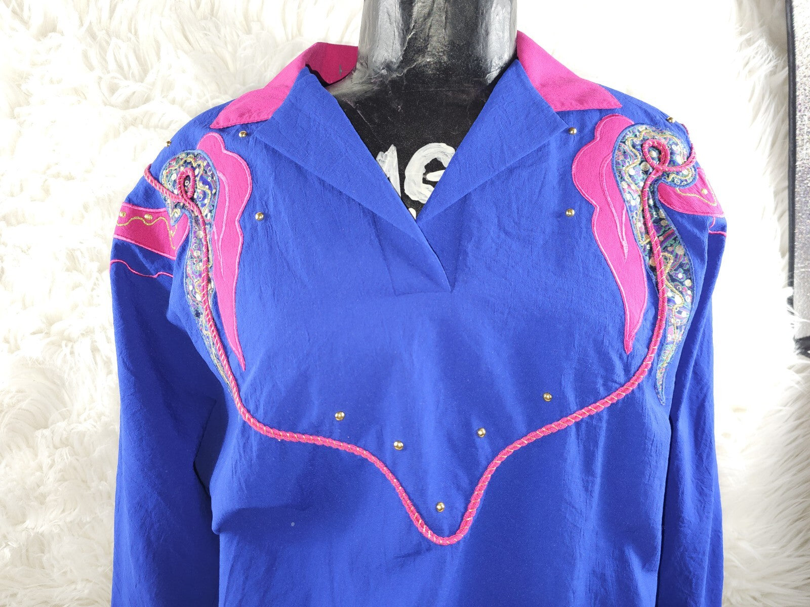 Vintage Super Lite Blue/Pink Windbreaker like jacket - Embroidery and Beaded