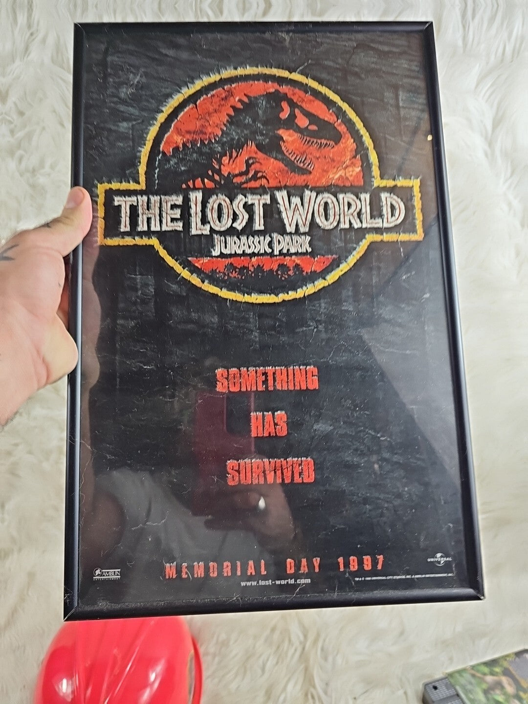 1996 - The Lost World Jurrassic Park: Framed Promo Poster 17in x 11in + Helmet