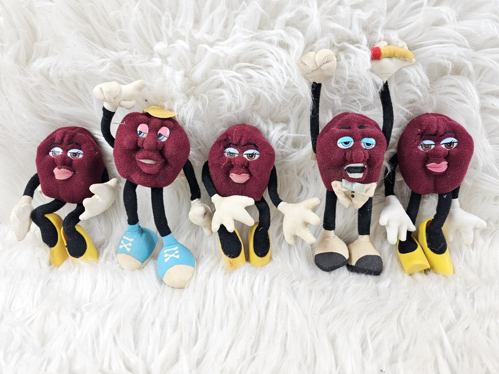 1988 - California Raisins Bundle:  Velvet Posable Figure Purple 6in Dolls