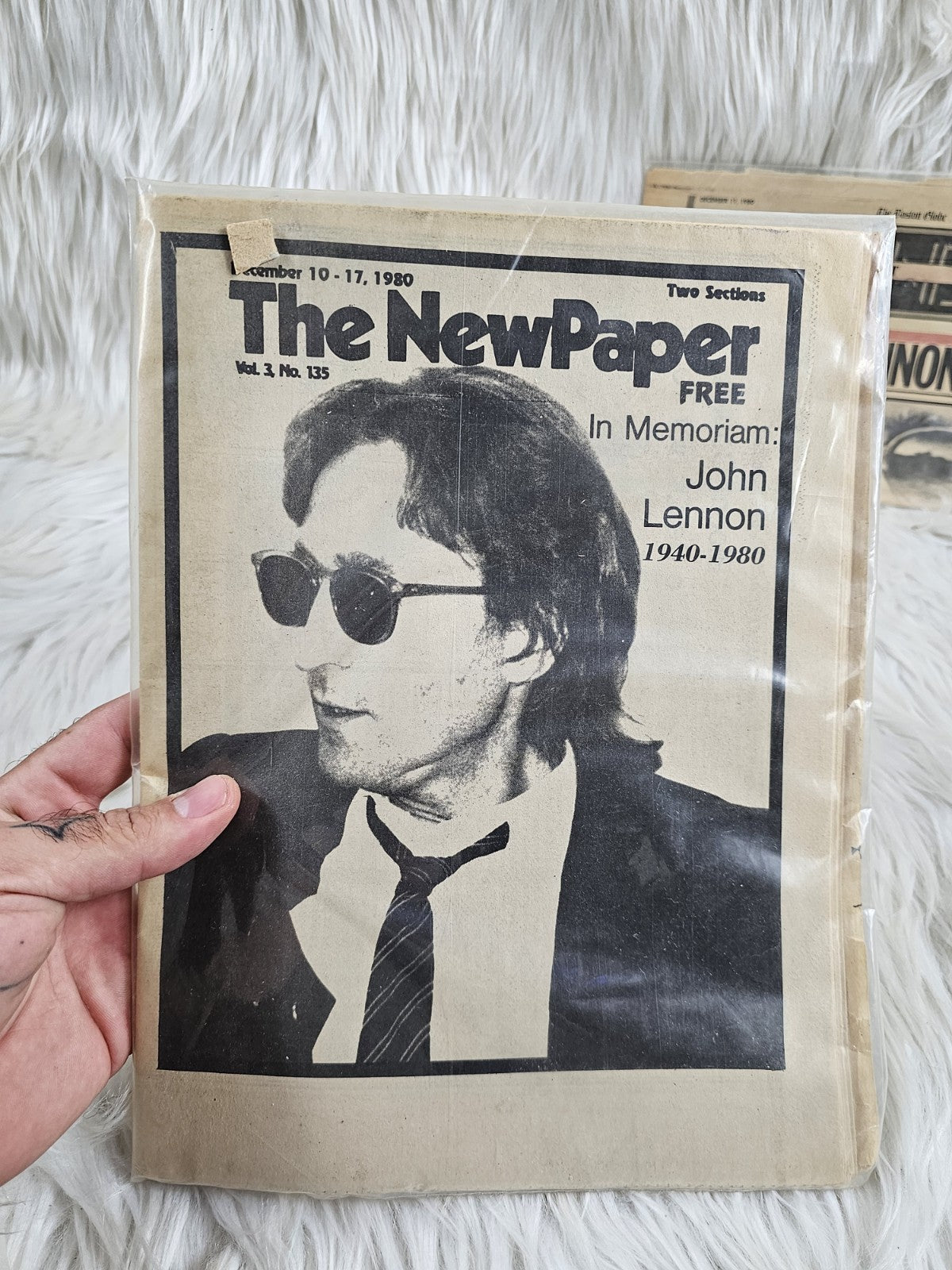 1980 - The John Lennon Story The Beatles Shot Assassination Newspaper Dec. 9, 1980