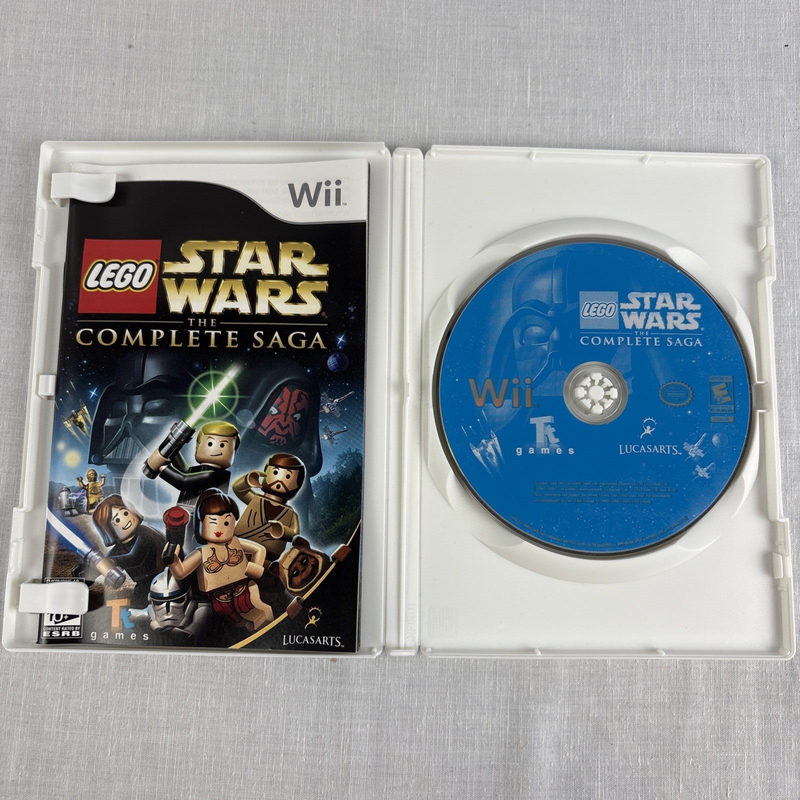 2007 – Nintendo Wii: Star Wars Game Bundle – LEGO Complete Saga & The Force Unleashed