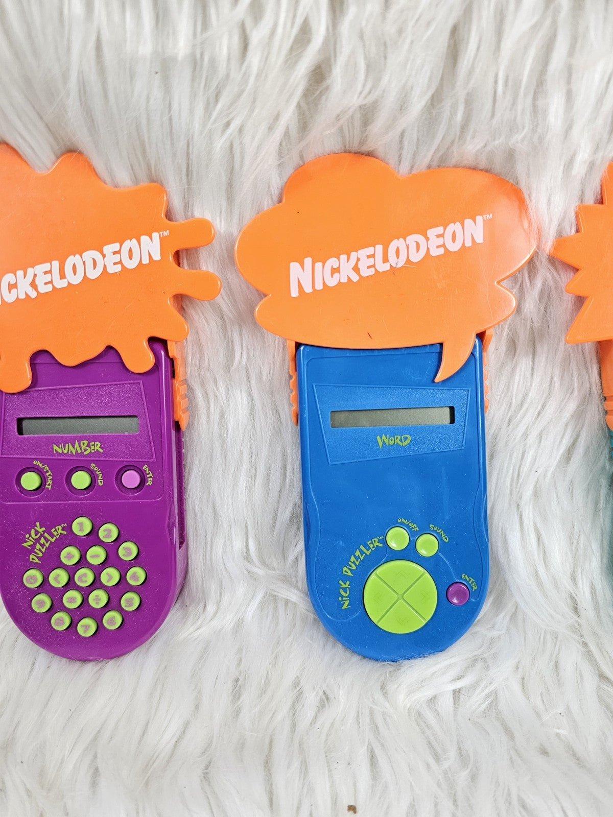 1995 - Nickelodeon Puzzler Memory Game Handheld Game