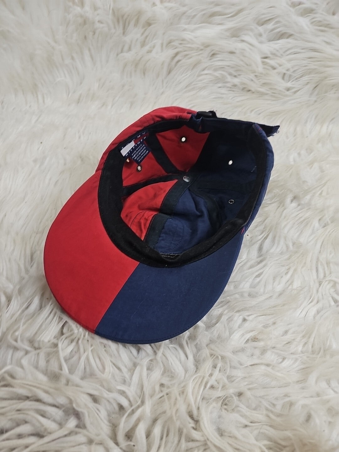Super Rare Vintage Tommy Hilfiger Expedition Outfitters HAT - Red And Blue