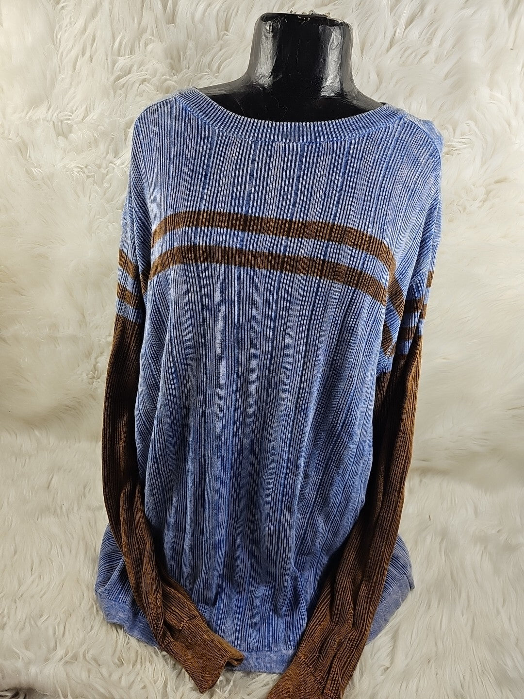 Vintage Levi Strauss California Size XL Pullover Fleece Sweater Navy USA Made
