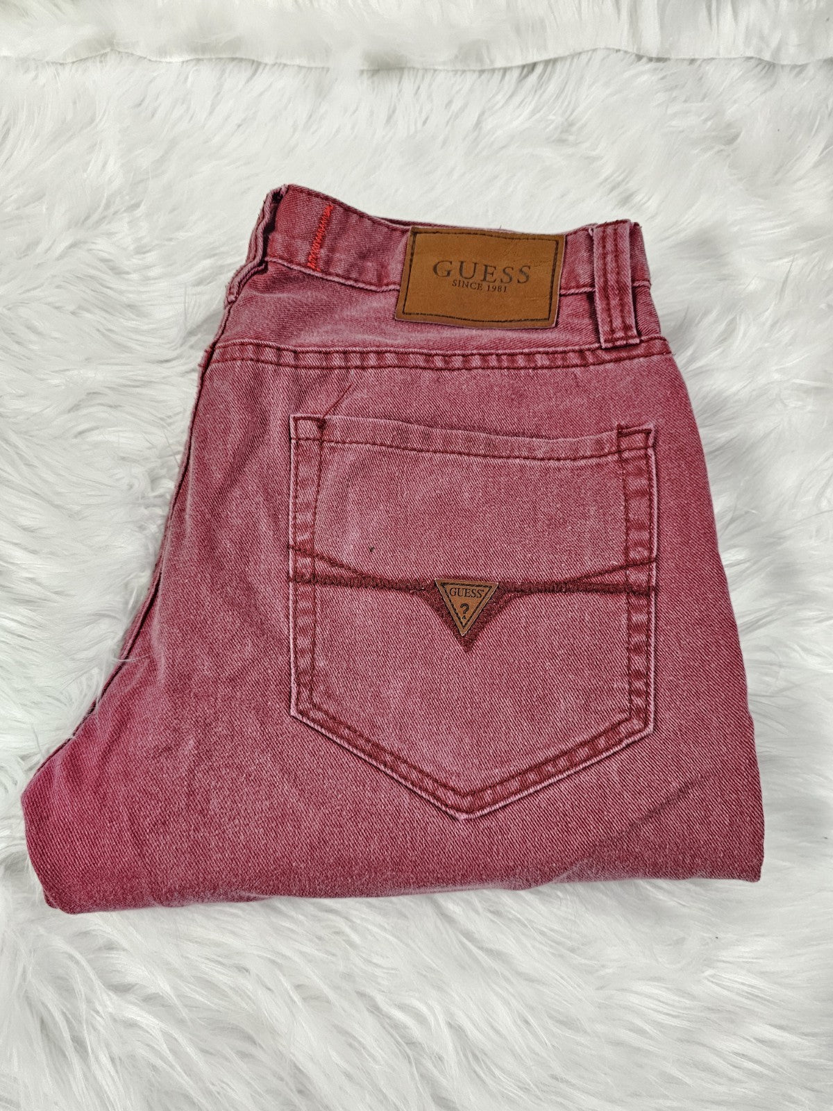 Y2K - Guess Washed Red Denim Jeans Baggy Taper Size 31 USA