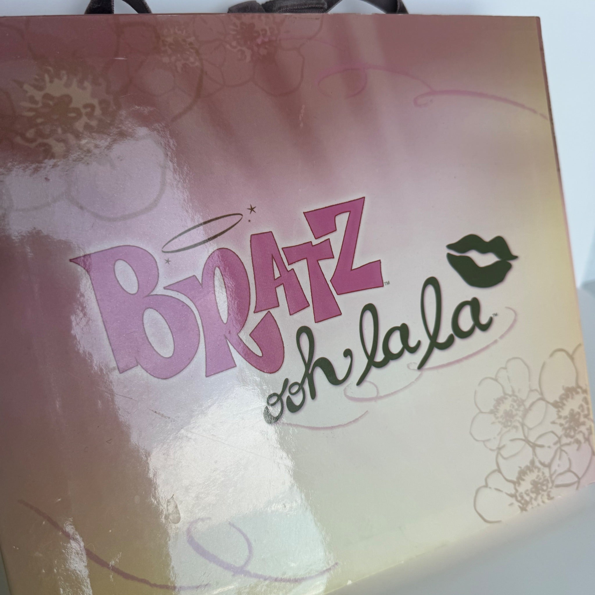 Bratz Ooh La La Makeup Lip Gloss Kit 2005