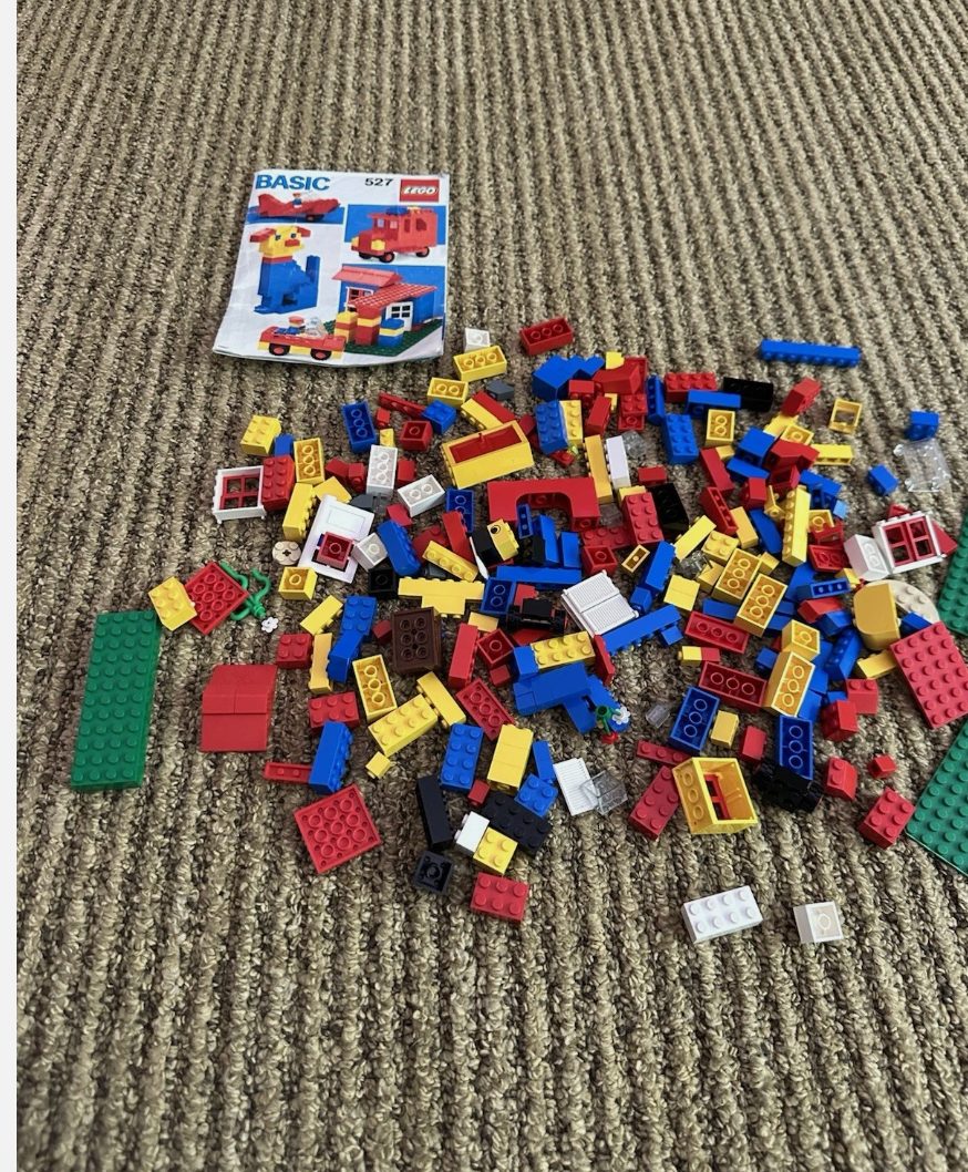Share Vintage Lego set 527 Basic Building Set 1987