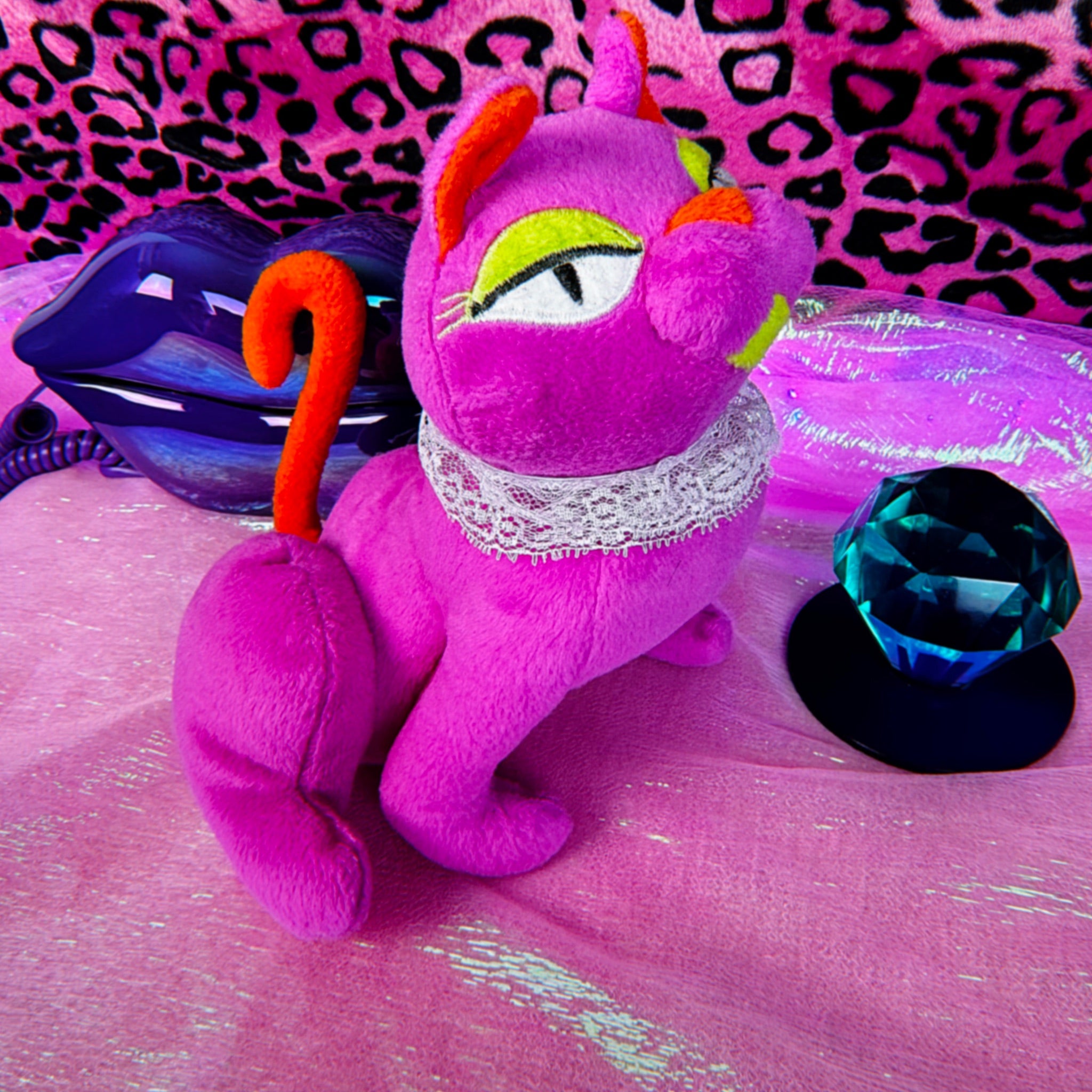 Vintage Y2K Miss Priss Diva plush cat - Floppy Friends