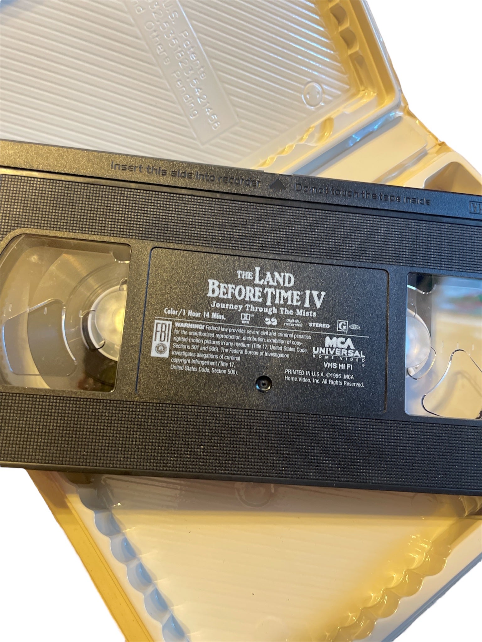 1995 The Land Before Time Time IV VHS - 3