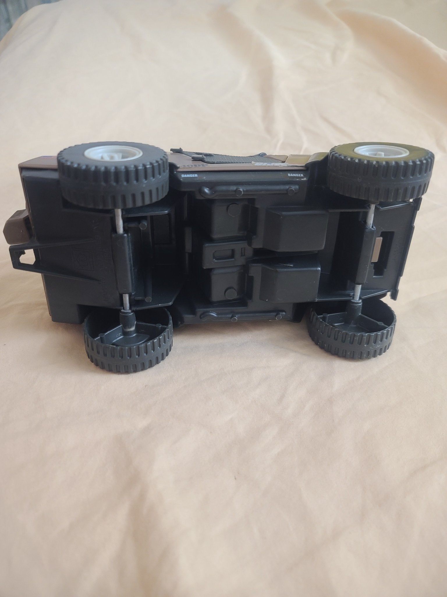 1984 Hasbro G.I. JOE VAMP MARK II Assault Jeep