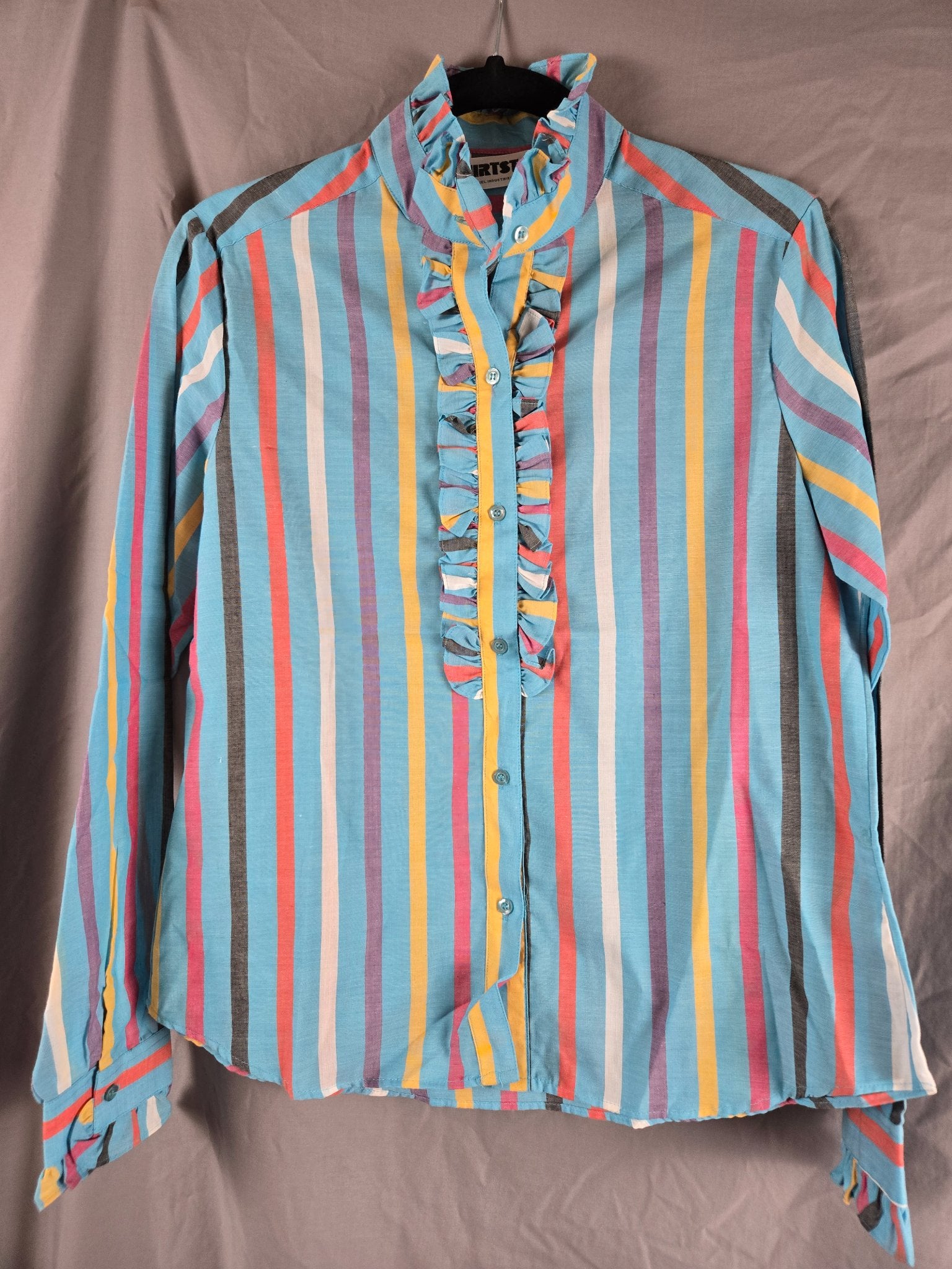 Vintage woman's blouse size 10 multi color