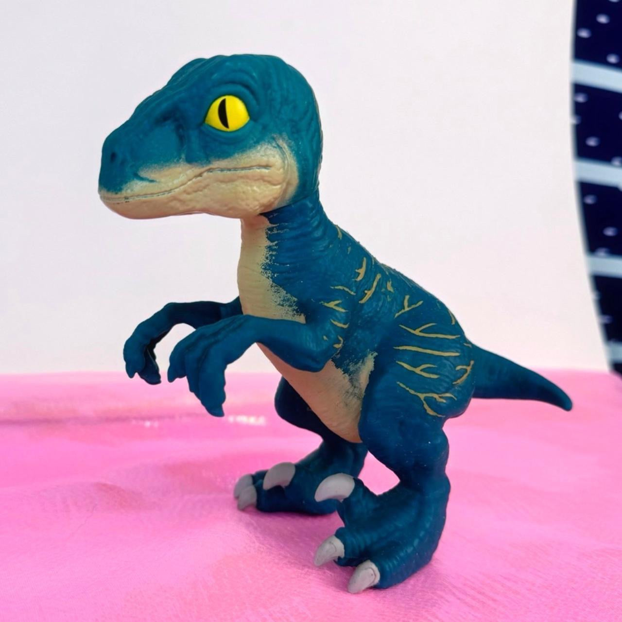 Vintage 90s Jurassic Park Baby Velociraptor Figure