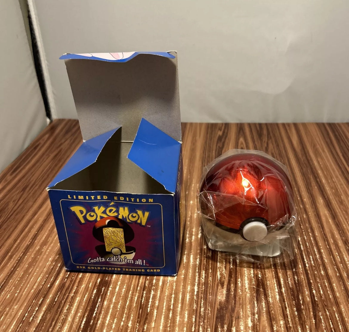 1999 JIGGLYPUFF Nintendo Pokemon 23K Gold Plated Trading Card #39 Pokeball New