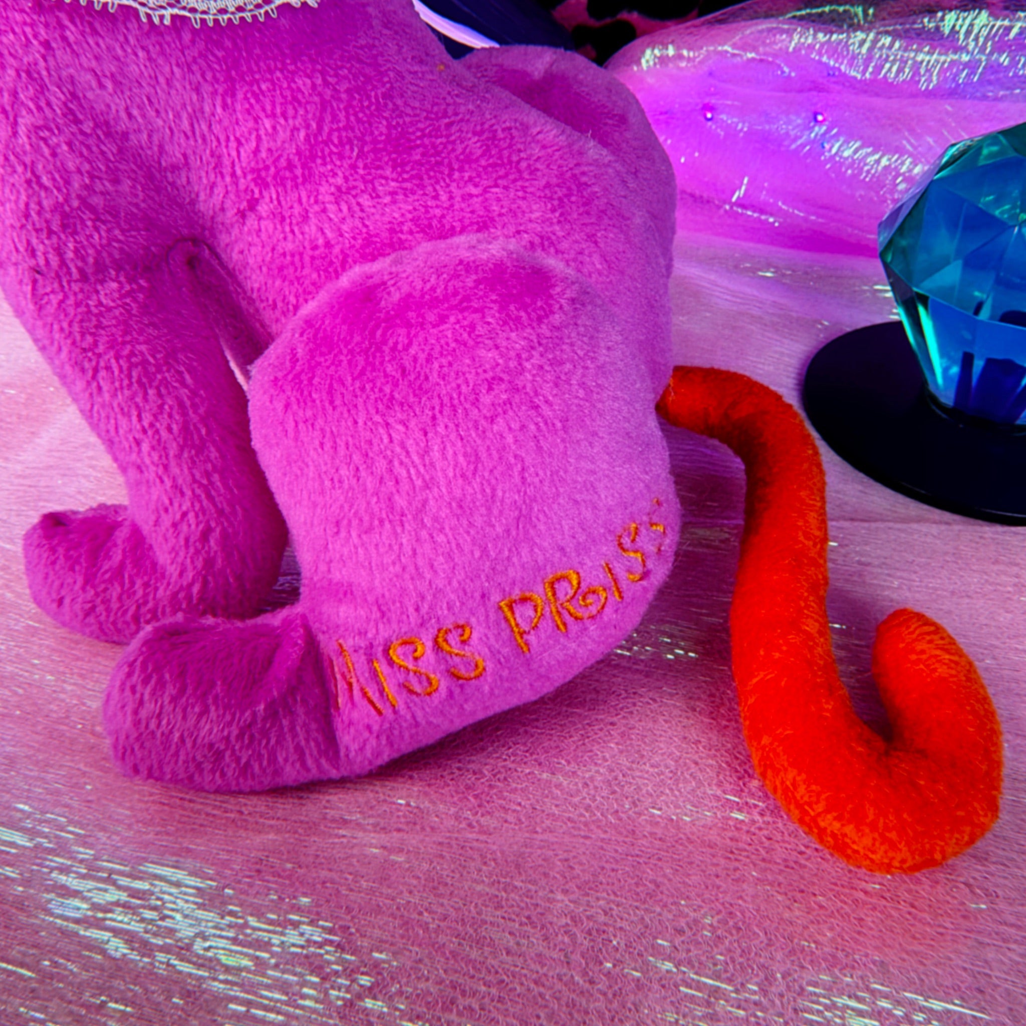 Vintage Y2K Miss Priss Diva plush cat - Floppy Friends