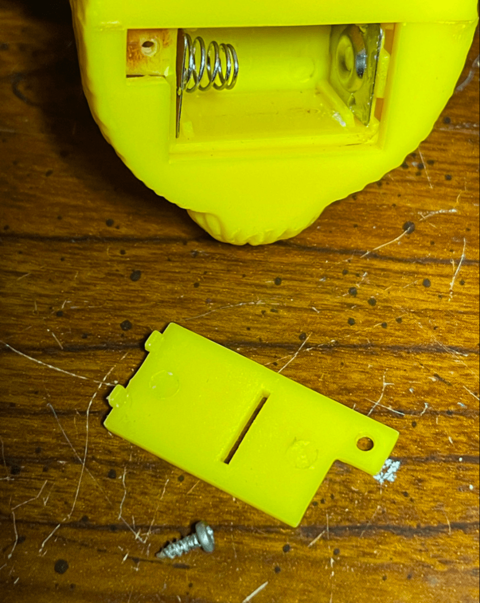 90's Knockoff McDonald's Furby Talking Keychain Yellow Works - Collectible Toys - ThrowbackBuys - Furby Queen