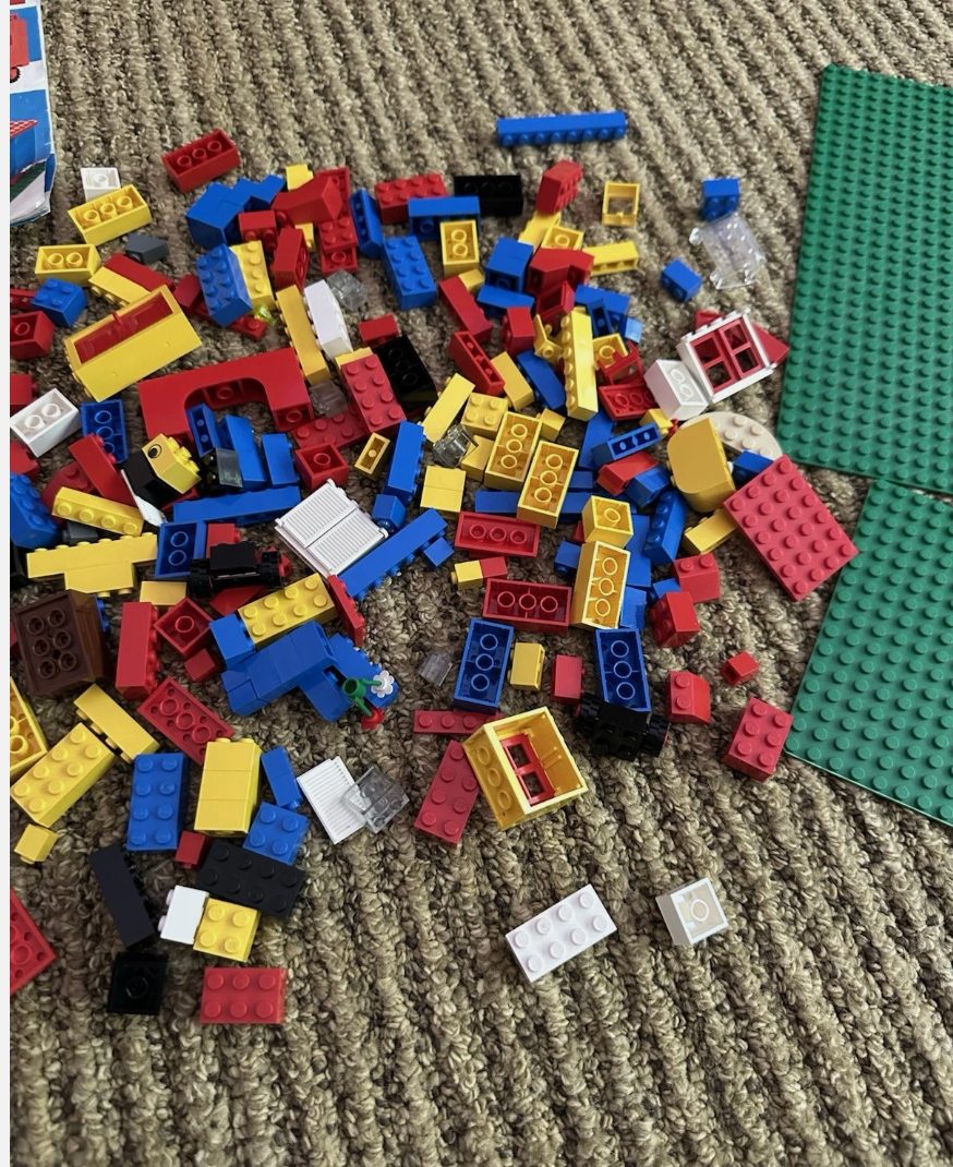 Share Vintage Lego set 527 Basic Building Set 1987
