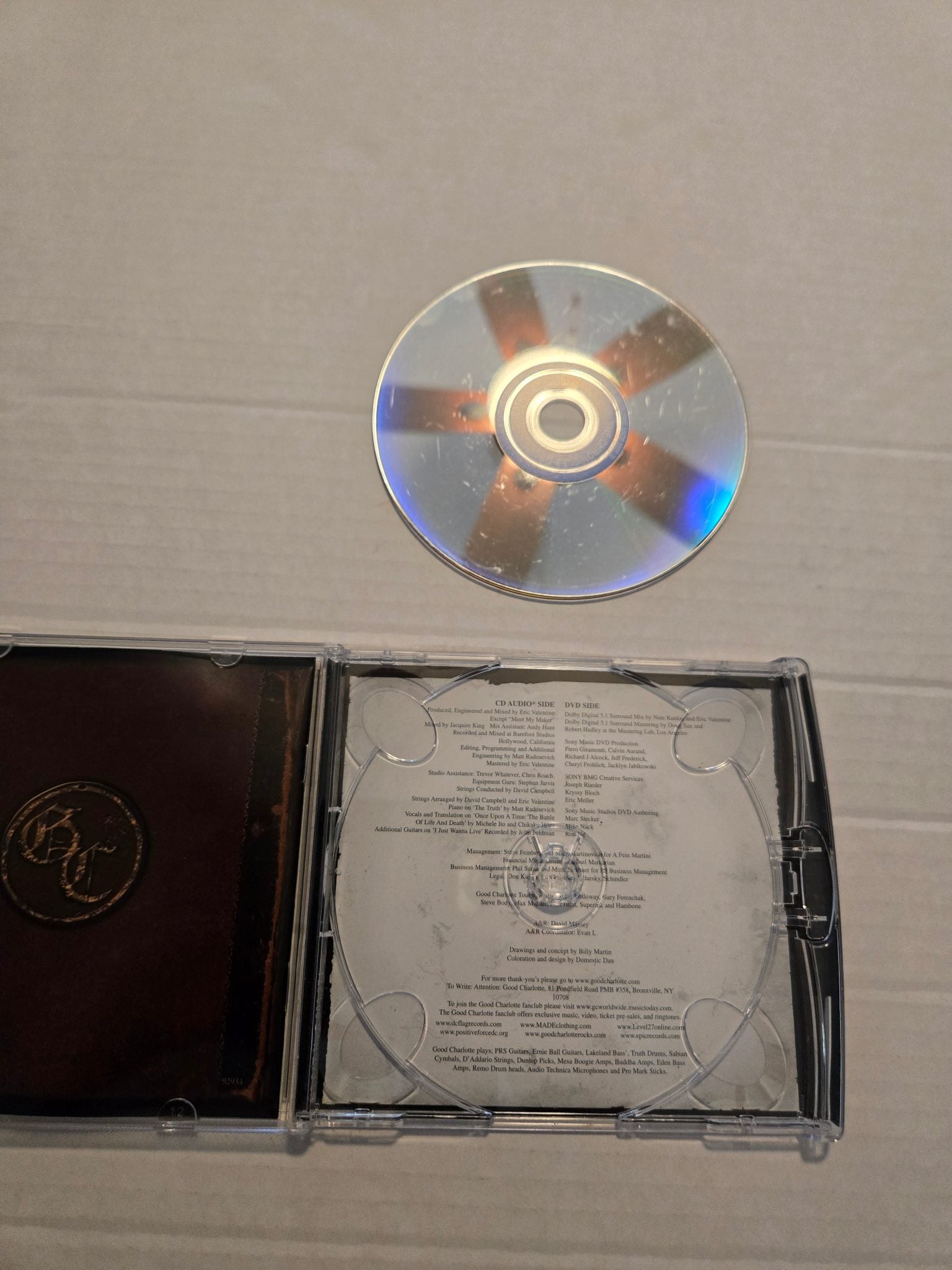 Good Charlotte The Chronicles of Life and Death Dualdisc (CD and DVD all in one disc)