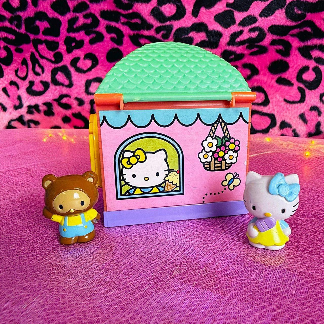 2009 Hello Kitty World Ice Cream Shop Playset