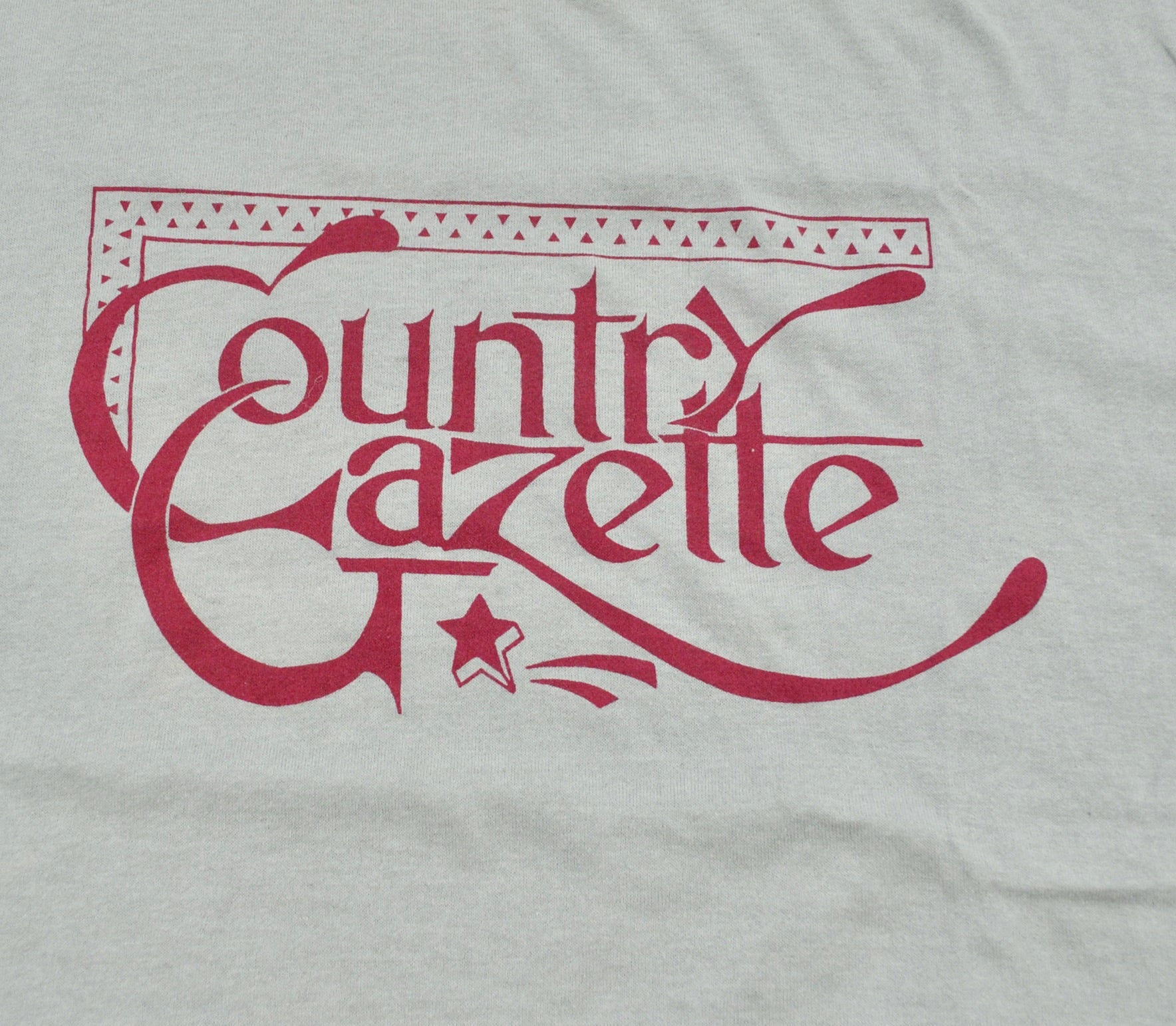 1980s - Yesterday's Attic: Country Gazelle Shirt - Medium