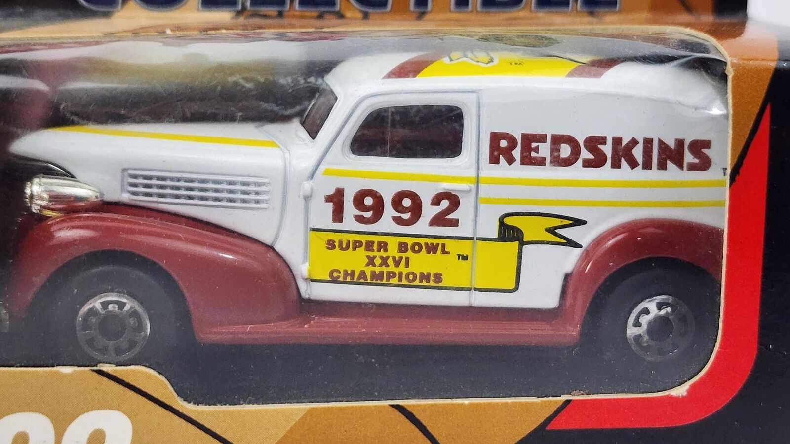 1992 - Matchbox Team NFL Redskins Die Cast Limited Edition Car - New in Box