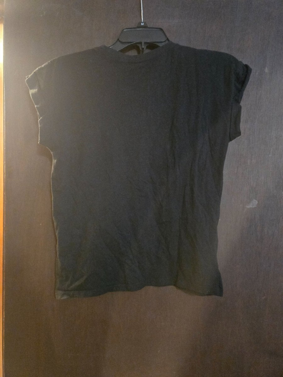 All Time Low Floral Pocket T Shirt Women's Size Small - T-Shirts - ThrowbackBuys - Amanda's Awesome Finds