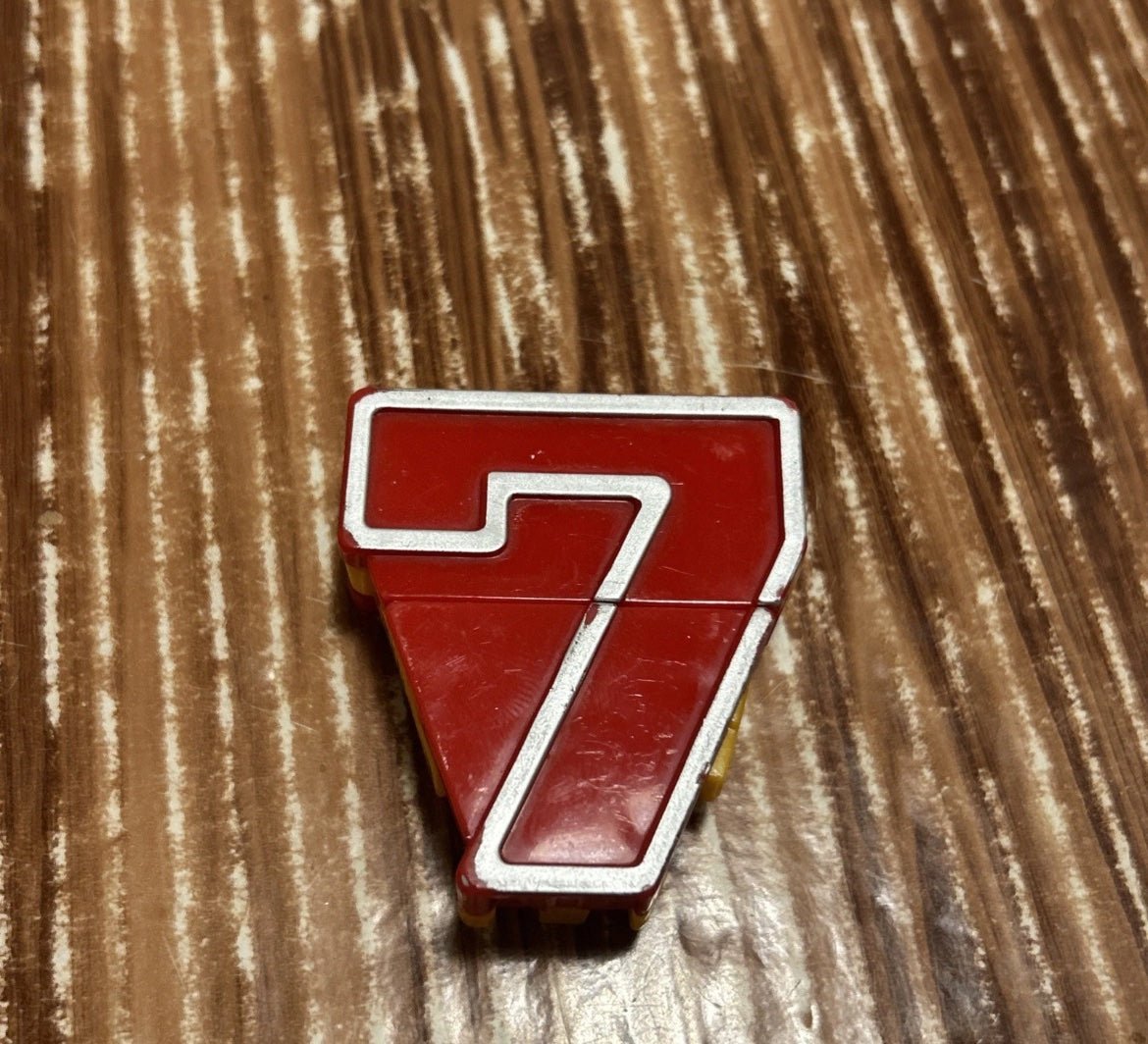 Alphabots Transformer Counting Robot Figure Learning Toy - Number 7 Vintage - Action Figures & Collectibles - ThrowbackBuys - Raybar121