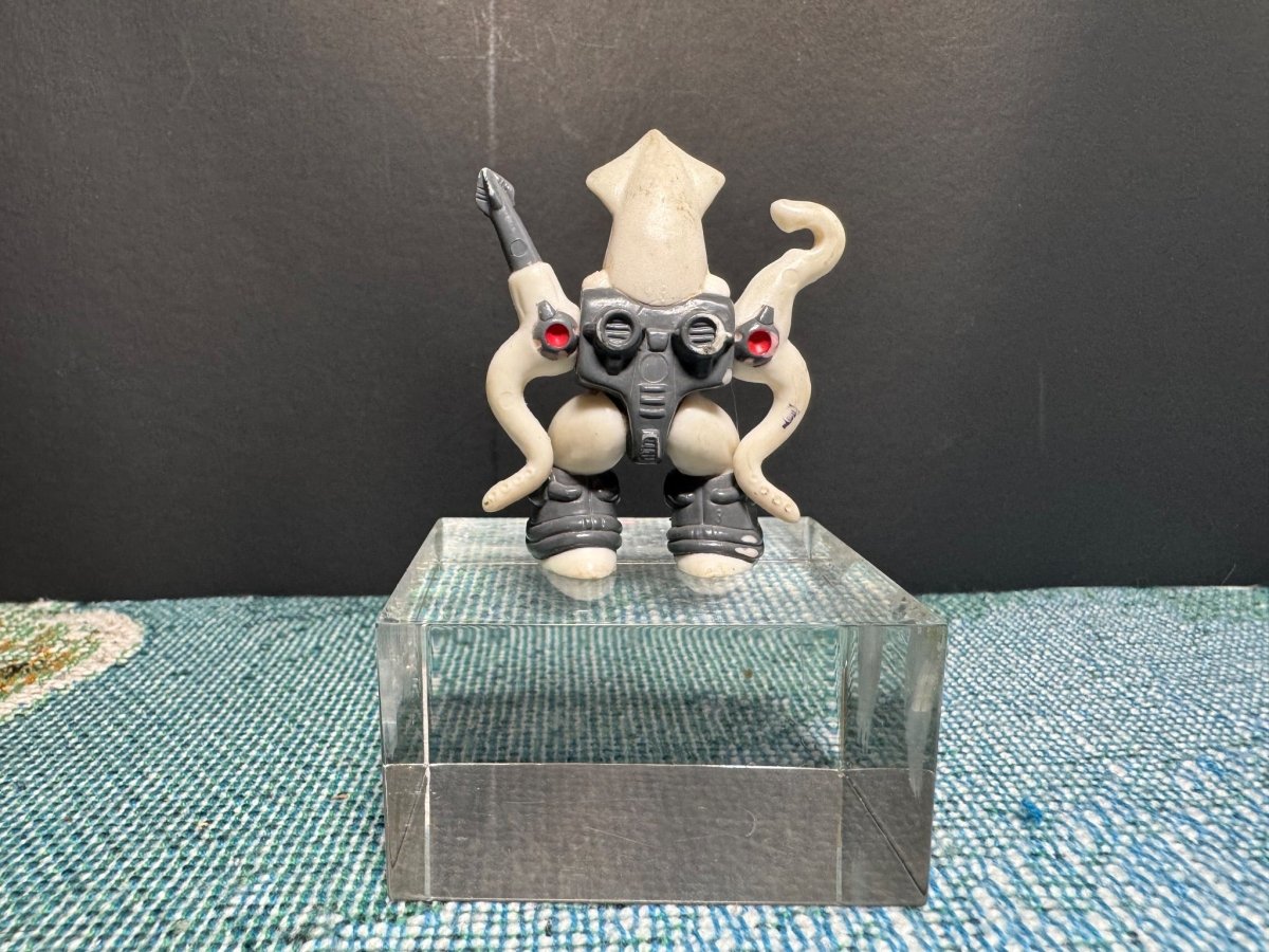 Battle Beasts 43 Cutthroat Cuttlefish - Action Figures & Collectibles - ThrowbackBuys -Toys From The Crypt
