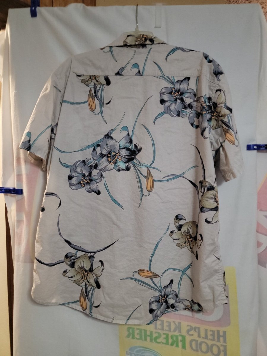 Billabong Floral Core Fit Stretch Short Sleeve Button Up Shirt Mens Size XXL - Shirts - ThrowbackBuys - Amanda's Awesome Finds