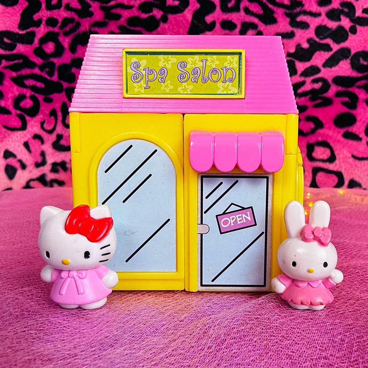 2009 Hello Kitty World Spa Salon Playset