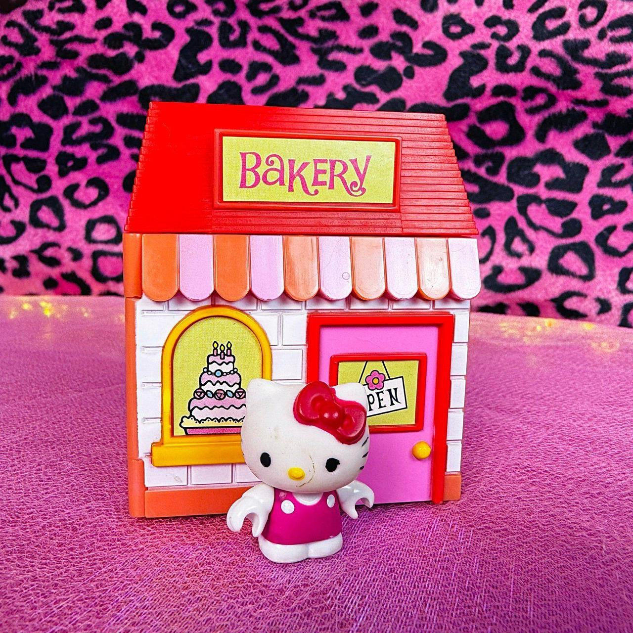 2009 Hello Kitty World Bakery Cooking Playset