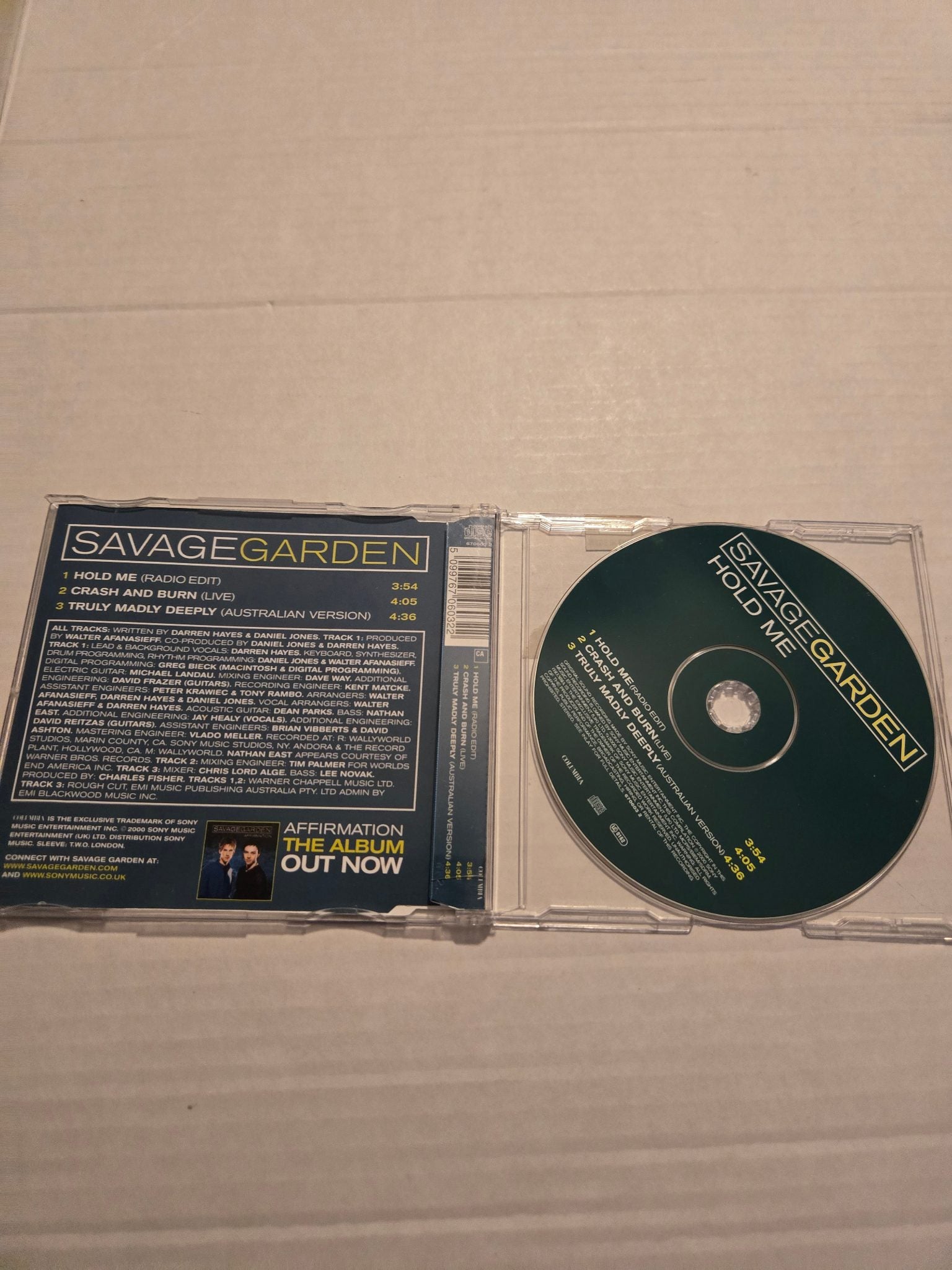 Savage Garden Hold Me CD