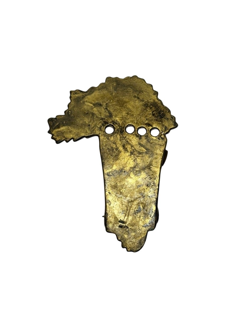 Crash Bandicoot Figure Resaurus Series 1 Jetboard AKU AKU Gold Mask Tiki 1998 - Action Figures & Collectibles - ThrowbackBuys - Abunnysvintageco