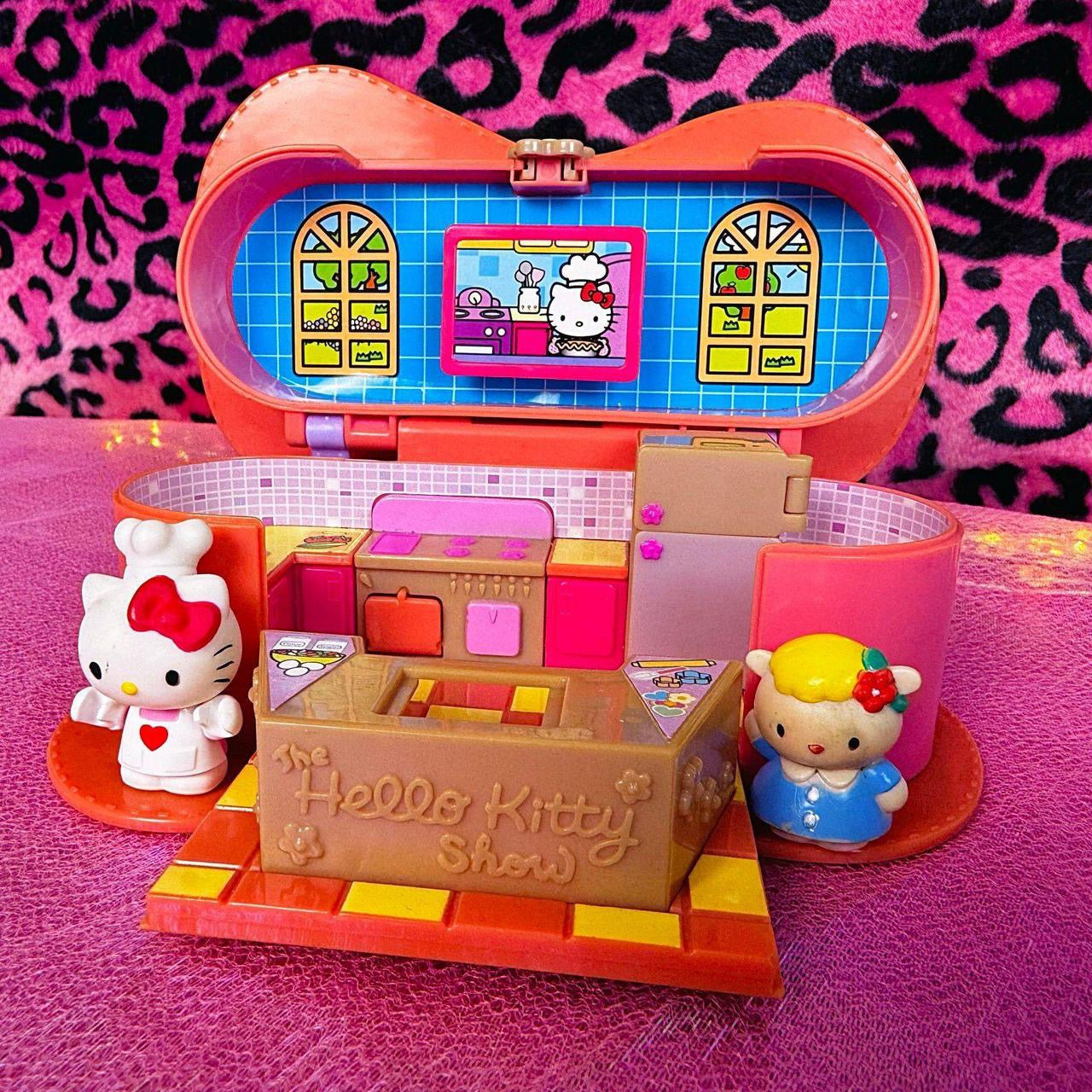 2009 Hello Kitty Cooking Playset Compact