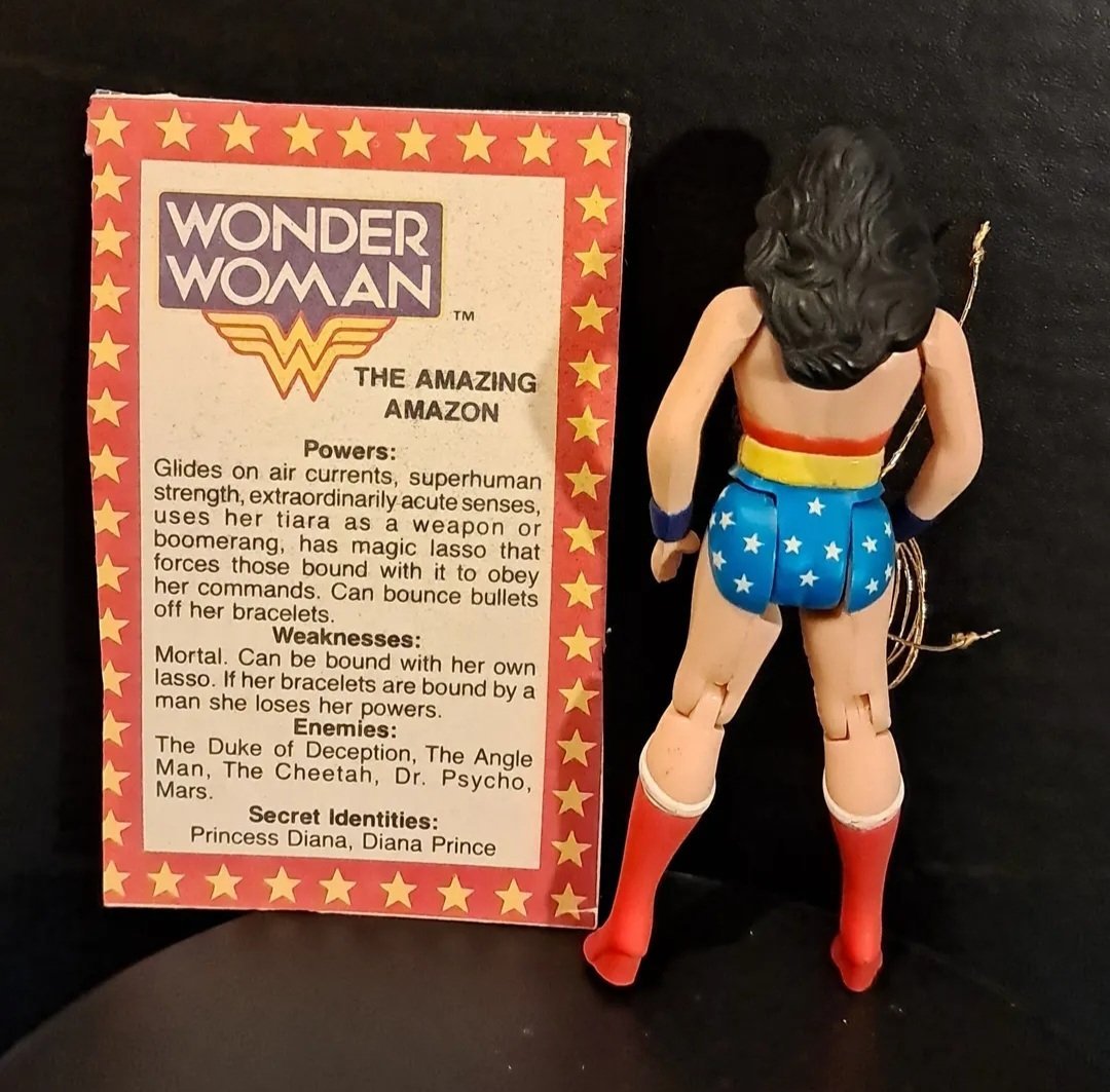 DC Superpowers "Wonder Woman" 1984 Kenner - Action Figures & Collectibles - ThrowbackBuys - Retrotoyz&gamez87