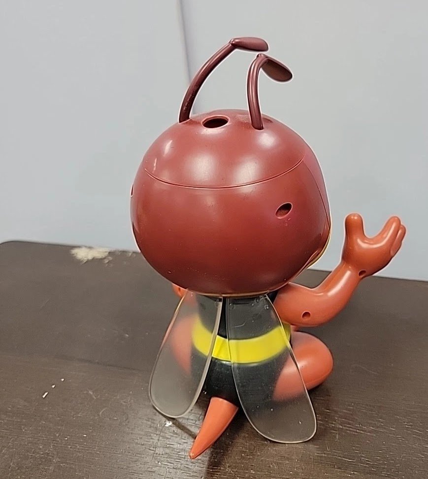 Disney Parks Epcot Flower and Garden Festival Spike the Bee Sipper Cup - Collectible Cups - ThrowbackBuys - Amanda's Awesome Finds