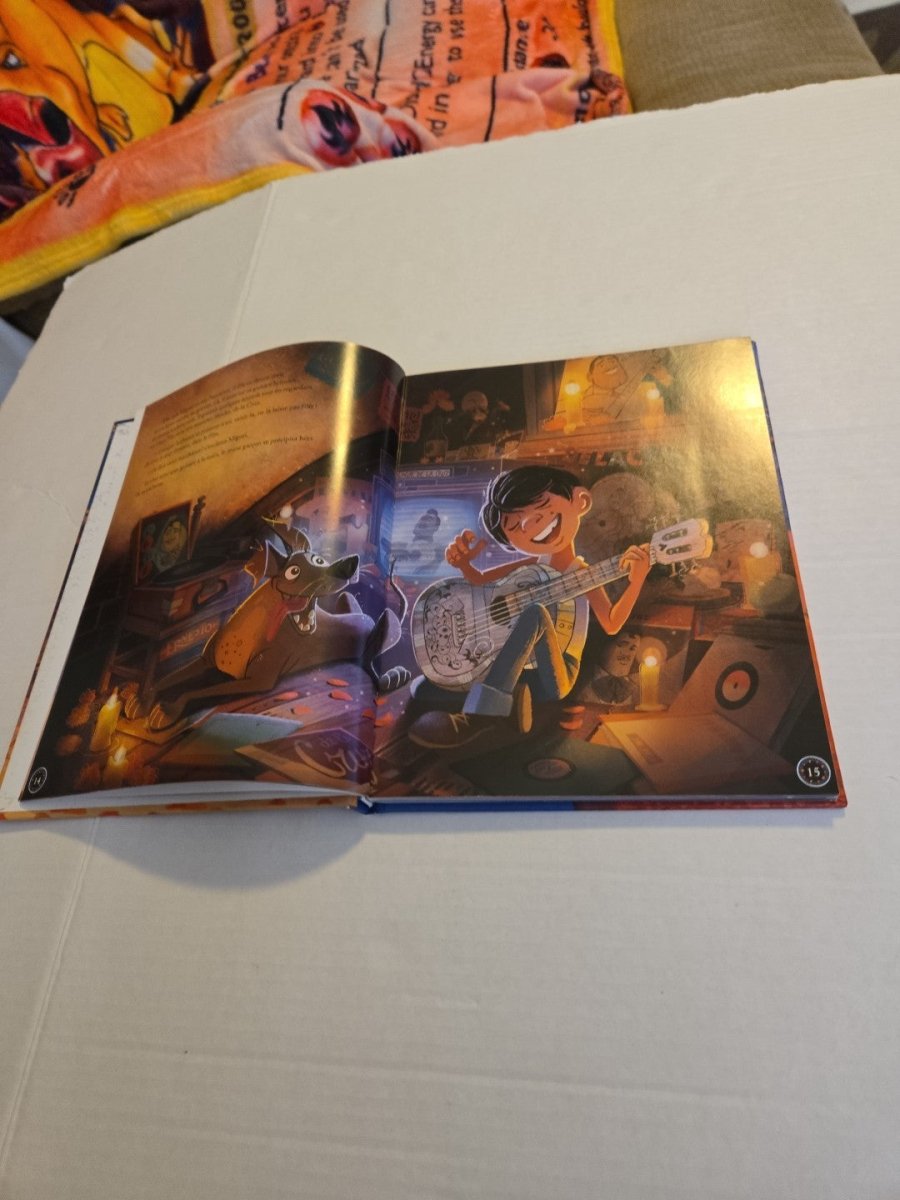 Disney Pixar Coco Edition Platine French Edition Storybook Phidal - Books - ThrowbackBuys - Amanda's Awesome Finds
