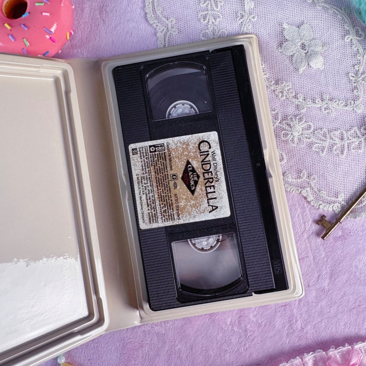 Disney VHS Tape - Cinderella - Clamshell Movie Vintage 90s Nostalgia - VHS - ThrowbackBuys - Starbunnyvintage