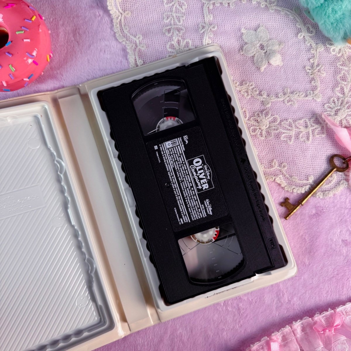 Disney VHS Tape - Oliver and Company - Clamshell Movie Vintage 90s Nostalgia - VHS - ThrowbackBuys - Starbunnyvintage