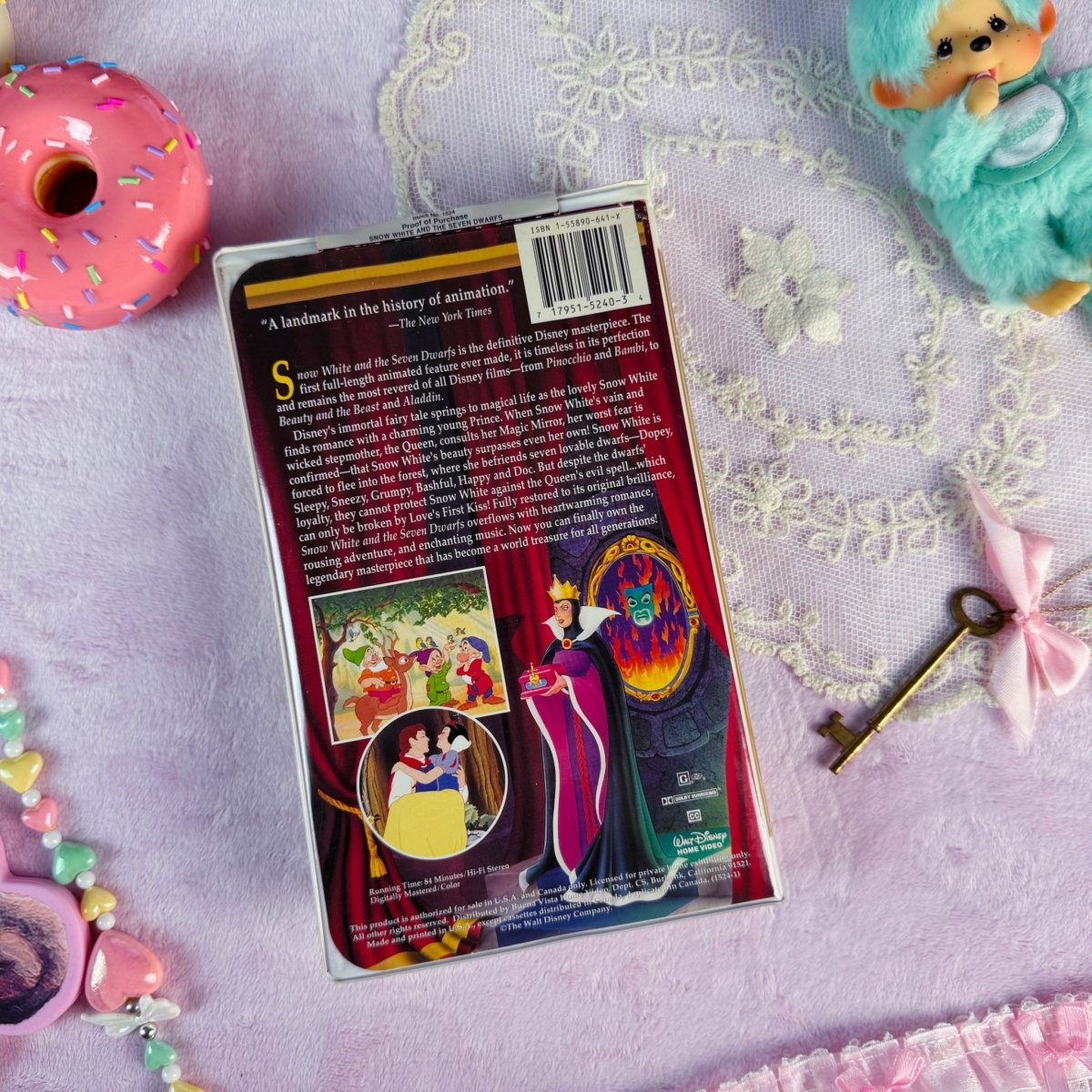 Disney VHS Tape - Snow White - Clamshell Movie Vintage 90s Nostalgia - VHS - ThrowbackBuys - Starbunnyvintage