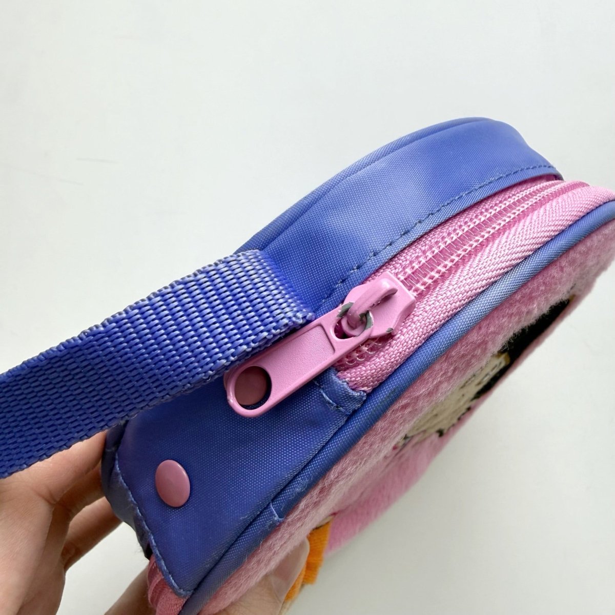 Dora The Explorer CD Case Holder 2004 Nickelodeon - CDs - ThrowbackBuys -NostalgicEpisodes