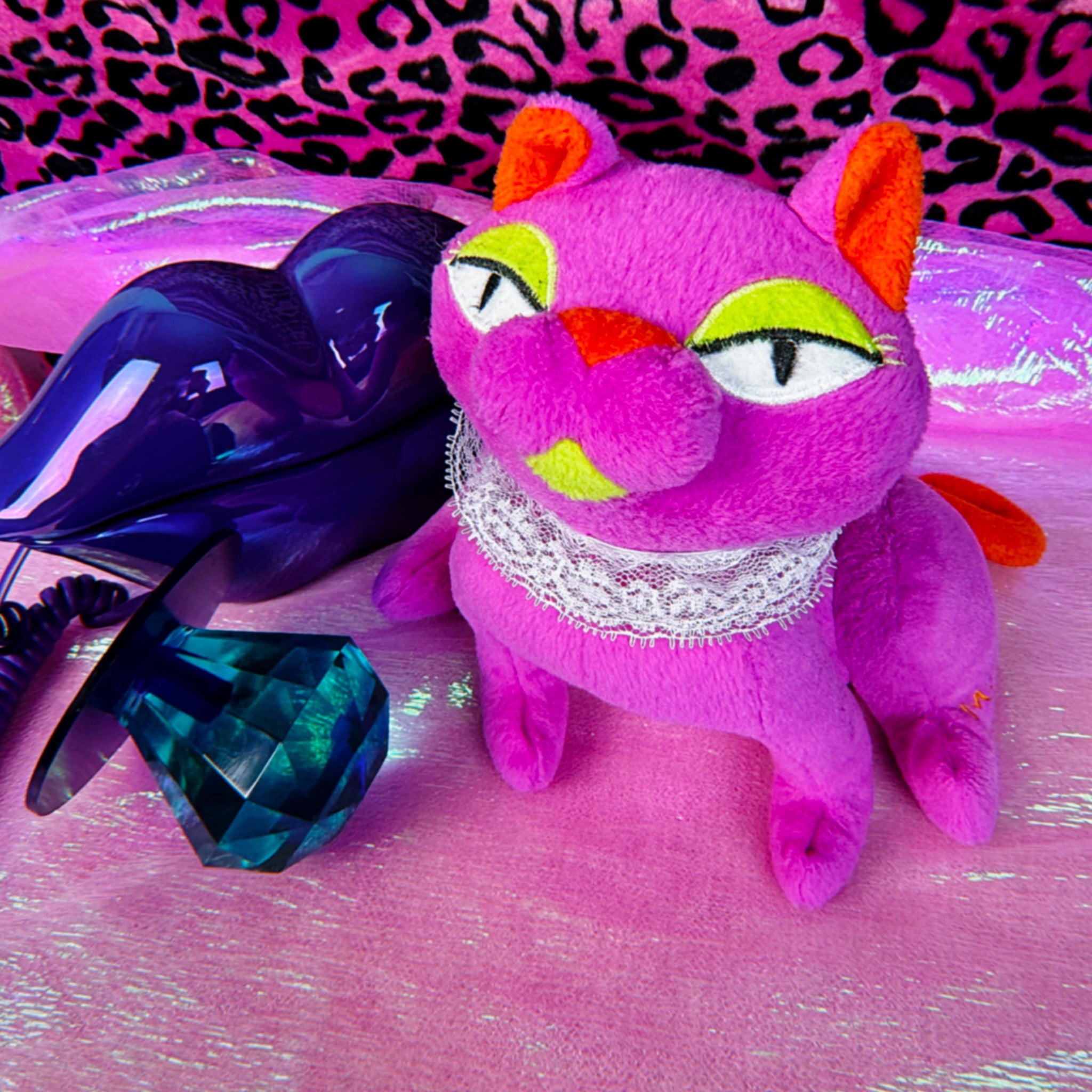 Vintage Y2K Miss Priss Diva plush cat - Floppy Friends